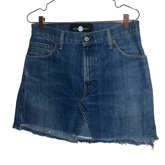 After Party by Nasty Gal Vintage Levis Denim Skirt Size 30 - Picture 1 of 11